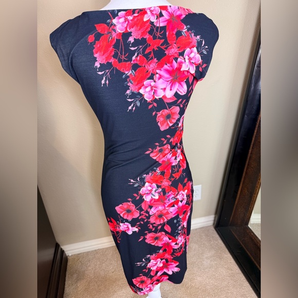 Wallis of London Floral Print Women's Dress size 8 - Picture 4 of 5